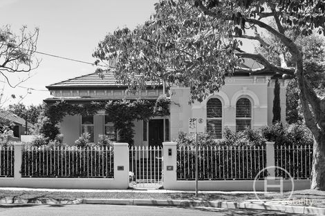 Property photo of 17 Gisborne Street Elsternwick VIC 3185