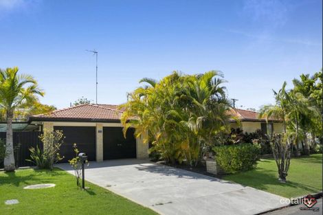 38 Crinum Cres, Southport, QLD 4215