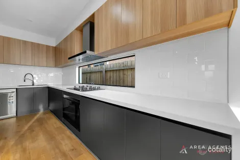 Property photo of 24 Pandorea Street Beveridge VIC 3753