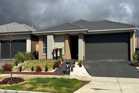 Property photo of 11 Fewster Circuit Mickleham VIC 3064