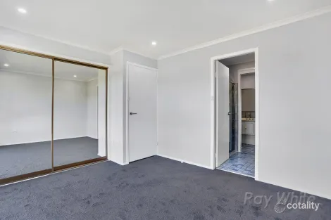 Property photo of 21 Martha Crescent Cranebrook NSW 2749