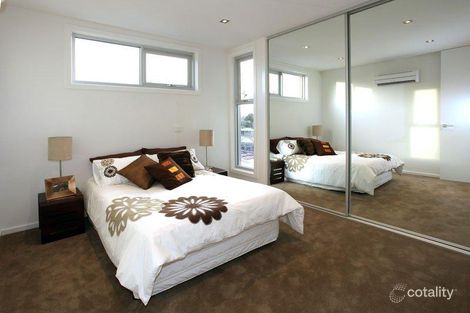 Property photo of 5/9 Poets Grove Elwood VIC 3184