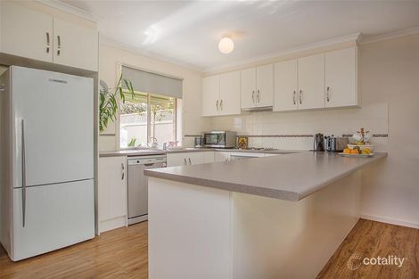 Property photo of 2 Carol Place Moana SA 5169