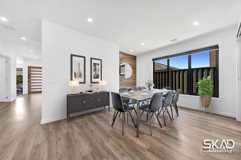 Property photo of 36 Shale Way Wollert VIC 3750