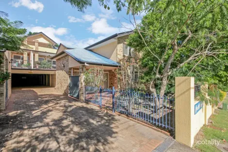 2/183 Norman Ave, Norman Park, QLD 4170