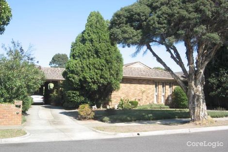 Property photo of 8 Saintsbury Crescent Dandenong North VIC 3175