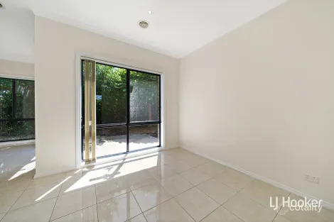 Property photo of 7 Bega Place Narrabundah ACT 2604