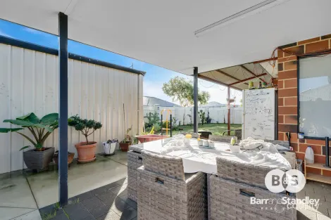 Property photo of 1/22 Wandoo Way Eaton WA 6232