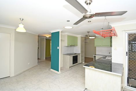 8 Glen Ct, Point Vernon, QLD 4655