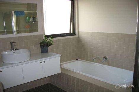Property photo of 42 Whitewater Crescent Kingston TAS 7050