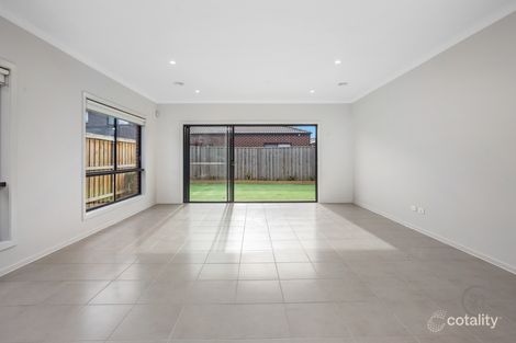 Property photo of 15 Haystack Drive Truganina VIC 3029
