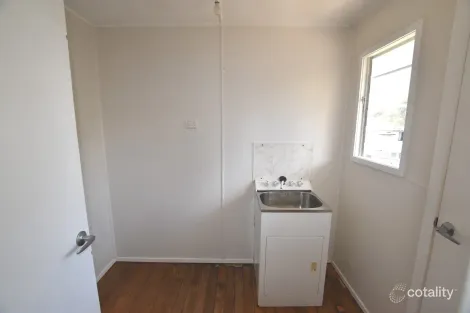 Property photo of 67 Sutton Street Barney Point QLD 4680