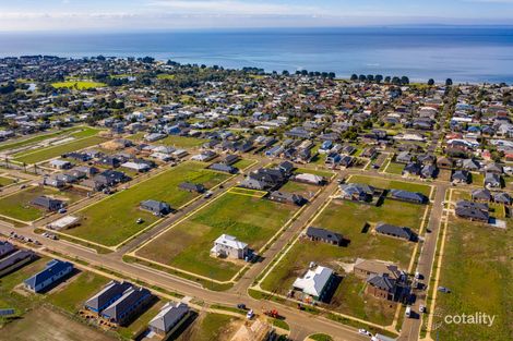 16 Findlay Ave, St Leonards, VIC 3223