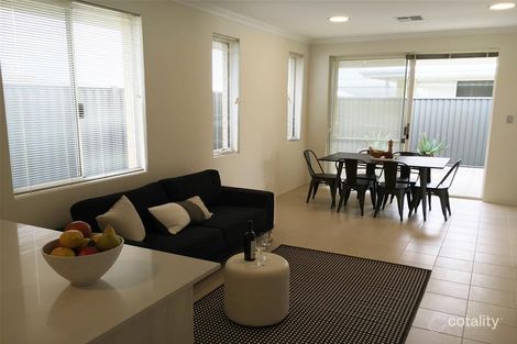 Property photo of 4/18 Whinhill Loop Baldivis WA 6171
