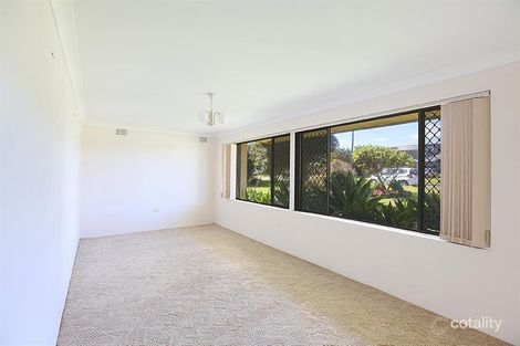 Property photo of 12 Macquarie Grove Caves Beach NSW 2281
