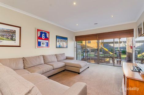 Property photo of 11 Oakdean Boulevard Ocean Grove VIC 3226