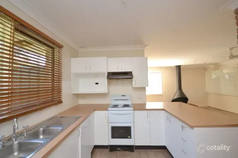 Property photo of 70 Mackenzie Avenue Woy Woy NSW 2256
