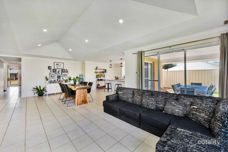 Property photo of 12 Ada Wynd Wandina WA 6530