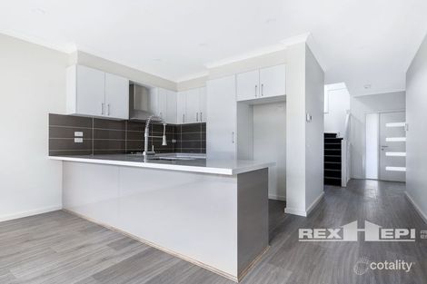 Property photo of 10/365 Pound Road Hampton Park VIC 3976