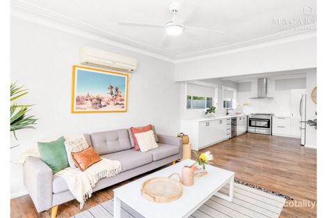 Property photo of 2 Doyle Avenue Mount Austin NSW 2650