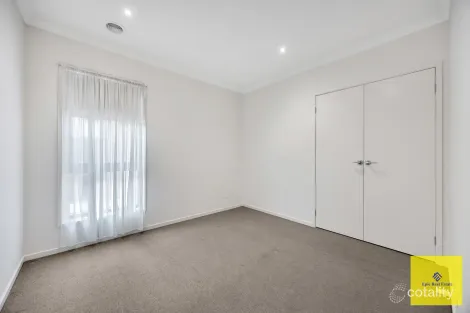 Property photo of 42 Moondara Street Tarneit VIC 3029