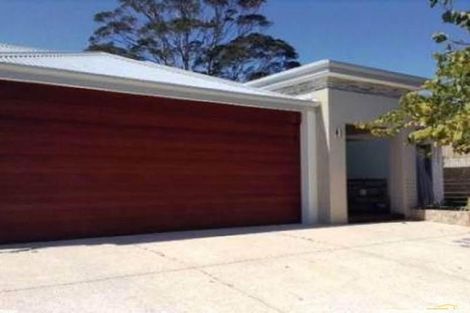 Property photo of 8 Coorong Place Kallaroo WA 6025