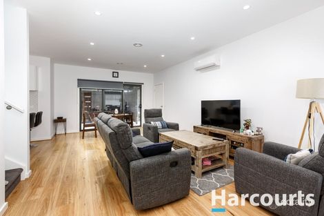 Property photo of 2/45 Box Street Doveton VIC 3177