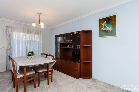 Property photo of 37 Casuarina Drive Halls Head WA 6210