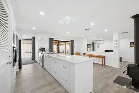 13 Reed Cl, Thornlie, WA 6108