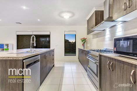 Property photo of 19 Wisdom Avenue Truganina VIC 3029