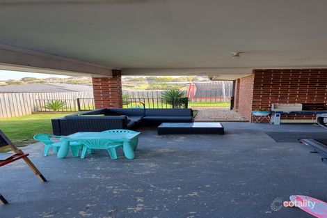 Property photo of 21 Buscombe Crescent Drouin VIC 3818