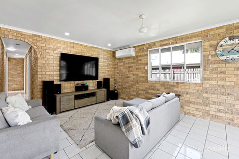 Property photo of 62 Banksia Andergrove QLD 4740