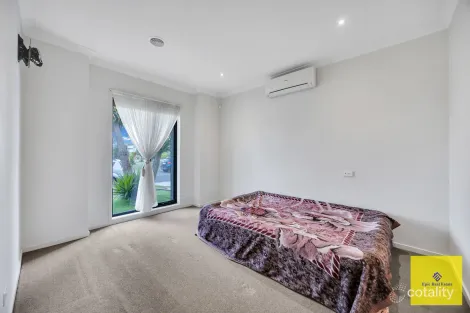 Property photo of 42 Moondara Street Tarneit VIC 3029