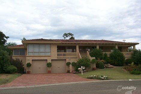 16 Giddens Ct, North Lake, WA 6163