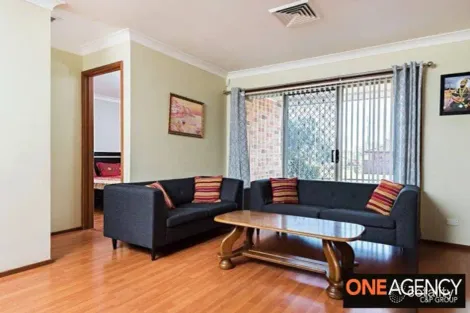Property photo of 1/1A Warwick Street Minto NSW 2566