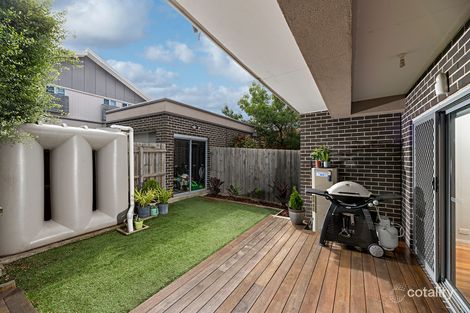 Property photo of 2/10 Lake Avenue Pascoe Vale VIC 3044