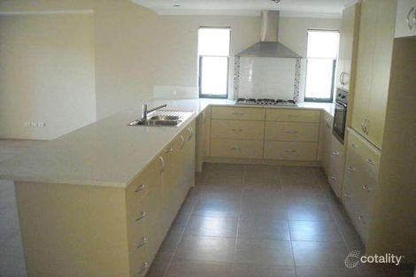 Property photo of 33 Kudos Circuit Harrisdale WA 6112