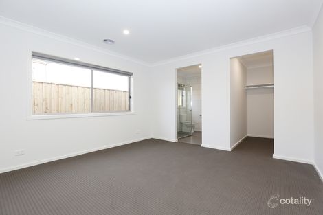 Property photo of 8 Antares Loop Epping VIC 3076
