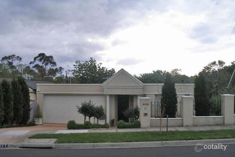 11 Houston Ave, Strathmore, VIC 3041