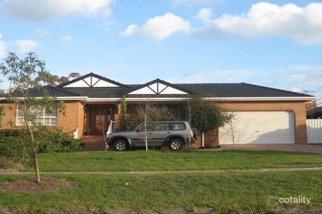 Property photo of 5 Hillcrest Drive Westmeadows VIC 3049