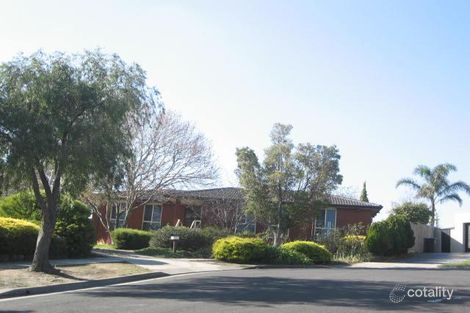 4 Wild Ct, Endeavour Hills, VIC 3802