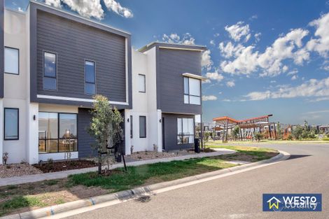 Property photo of 30 Beehive Drive Williams Landing VIC 3027