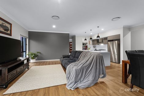 Property photo of 27 Freedom Crescent South Ripley QLD 4306