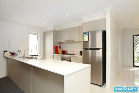 Property photo of 35 Mimosa Way Burnside Heights VIC 3023