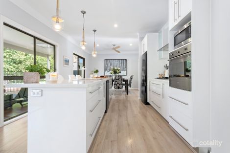 Property photo of 19 Samuel Close Mount Martha VIC 3934