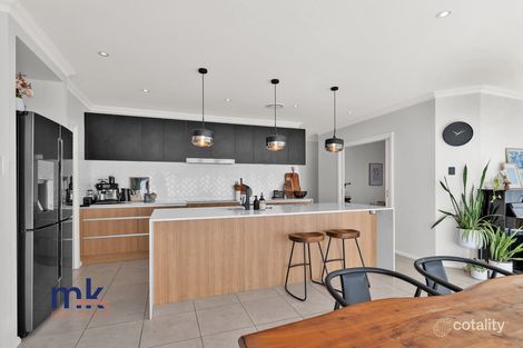 Property photo of 14 Arkenstone Way Leppington NSW 2179