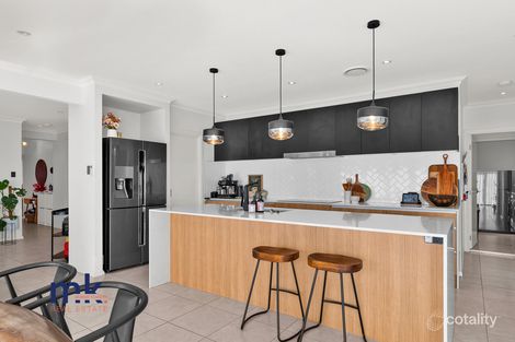 Property photo of 14 Arkenstone Way Leppington NSW 2179