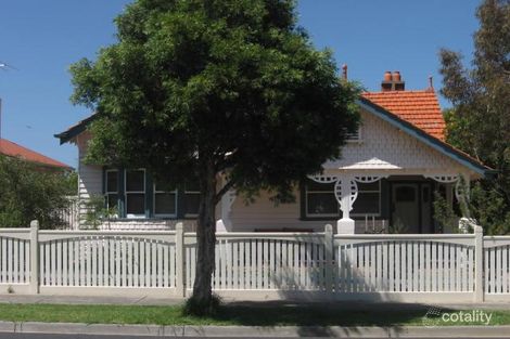 17 Third Ave, Brunswick, VIC 3056