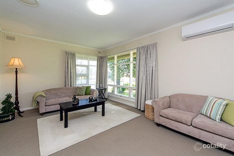 Property photo of 4 Flinders Drive Valley View SA 5093