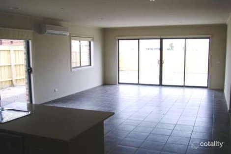 Property photo of 59 Red Gum Circuit Pakenham VIC 3810